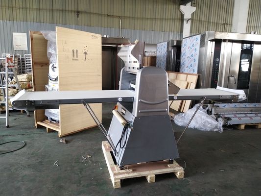 630mm European Dough Sheeter/ Pastry Dough Roller Machine for Optimal Performance