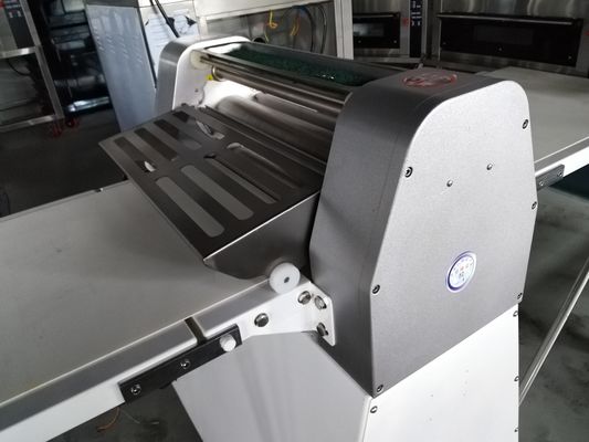 Professional Automatic Table Top Pizza Croissant Bread Making Machine for Bakery