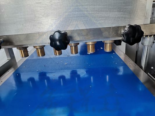 Small Automatic Biscuit Cookie Cracker Processing Machine 1450x1000x1450mm for Bakery
