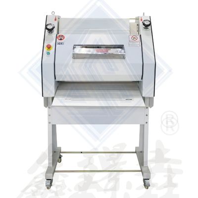 Baguette Making Dough Rolling Moulder Machine for Bakery Capacity 50-1200grams/piece