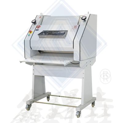 220V High Productivity Bakery Bread Dough Moulder for Making Baguette and French Bread