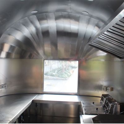 Snack Food Maker Motorized Food Cart 1500kg Towing Van with Tornado Potato and Drinks