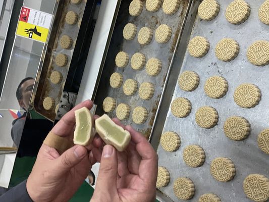 110/220V 50-60Hz JY-868 Automatic Encrusting Machine for 50g Kubba Falafel Mooncakes
