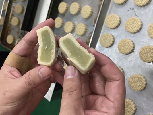2020 Year Automatic Sweet Round Kubba Mochi Ice Cream Filling/Encrusting Machine