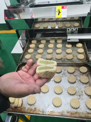 Double Colors Biscuits Mochi Ice Cream Filling Machine JY-868 PLC Easy Operation 3 Hopper