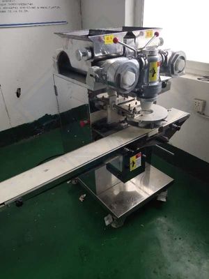 Multi Head Encrusting and Co-Extruding Machine for Cookie Filling Yield 20-120 PCS/min