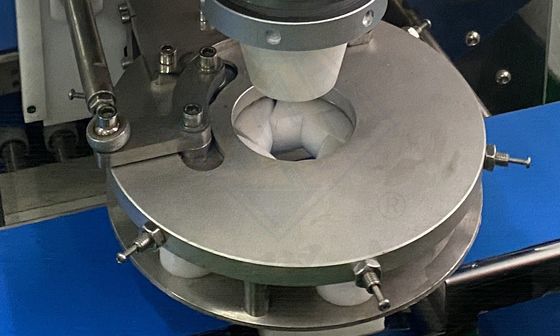 Automatic Encrusting Machine with Filling Cookie Function Encrusting Cookie Machine