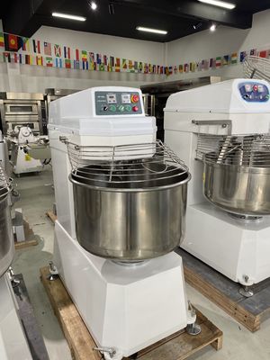 75L Output Dough Mixer for Bread and Pizza 25kg Capacity Spiral Mixing Machine