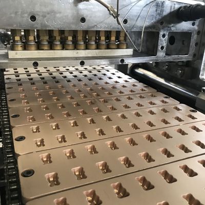 220V Power Source Function Pouring Machine Double Color Lollipop Hard Candy Machine