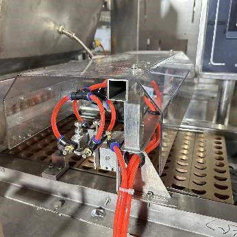 Advanced Chain Type Hard Candy Forming Machine for Gummy Candy Cooking and Makin