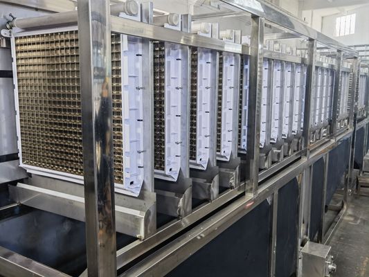 Large 5 Ton Water Cooling Commercial Cube Ice Making Machine with 220V Voltage Demand