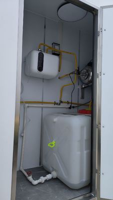Outdoor Portable Toilet Trailer for Public Facilities 2/3 Stall Mobile Restroom