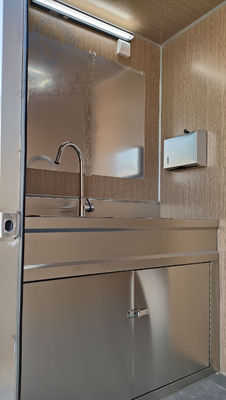Outdoor Customized Color Portable Mobile Toilet Trailer for Public Convenience