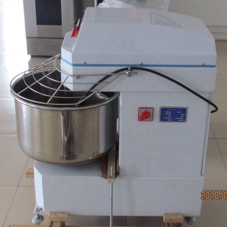 Mixing Wheat Flour Bread Bakery Machine 50kg Cake Dough Mixer for Cake and Pizza Baking